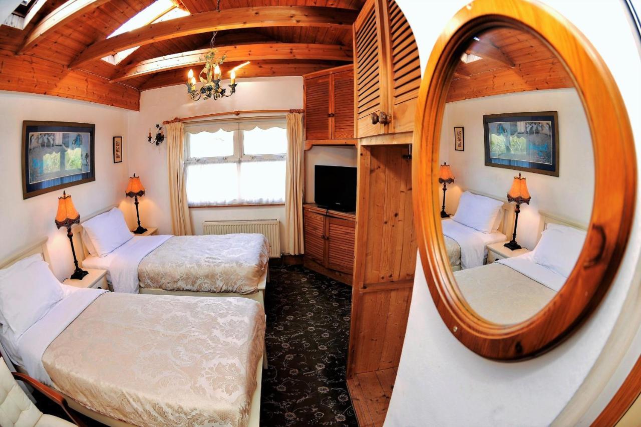 The Gallery B&B, The Glen, Kinsale ,County Cork Экстерьер фото