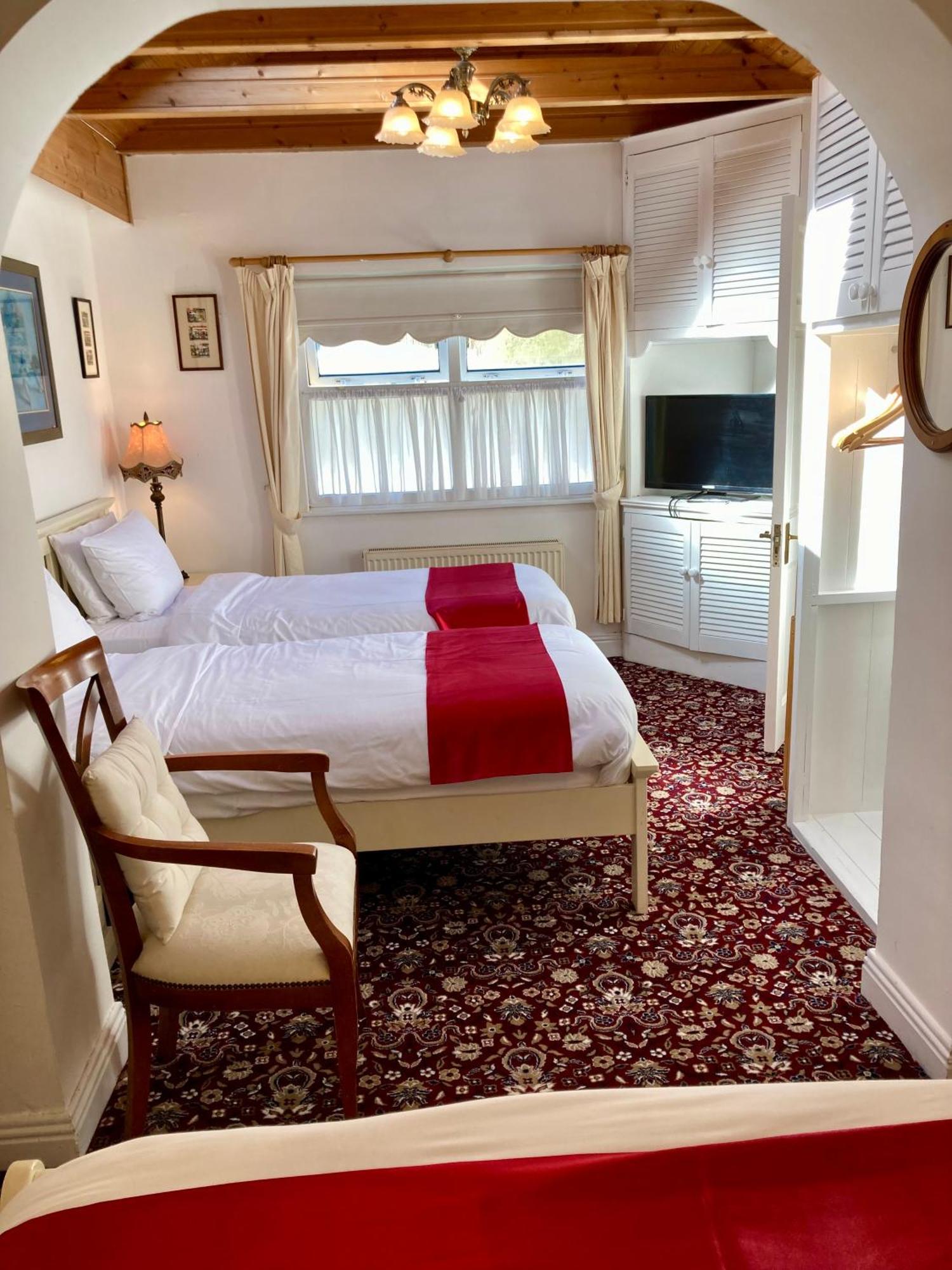 The Gallery B&B, The Glen, Kinsale ,County Cork Экстерьер фото